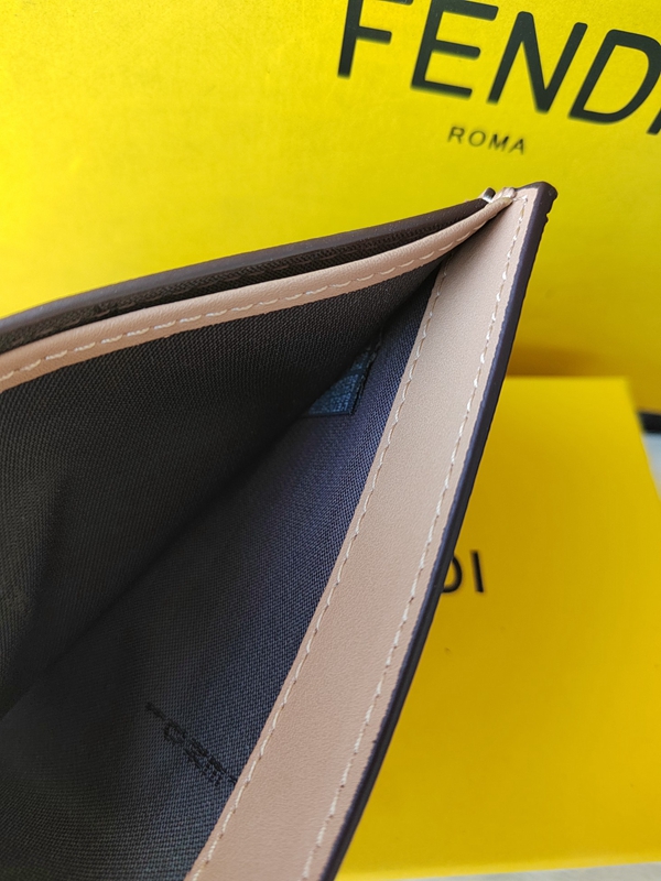 超激安ブランド財布偽物全体デザイン